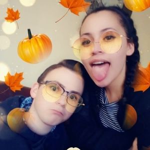 Meet your Posher, Symone freida